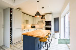 Photo 27- click for photo gallery